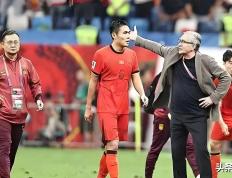 国内球队在国际比赛中战绩不佳，面临挑战