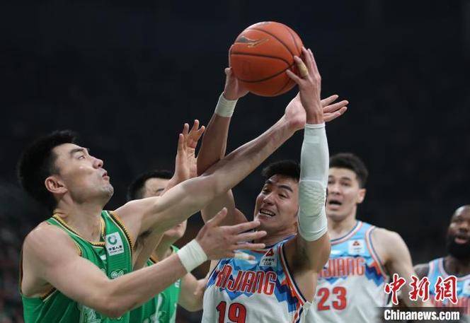 防守端球员连续多场比赛抢断遏制对手